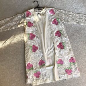 Gorgeous like new Agha Noor floral kurta